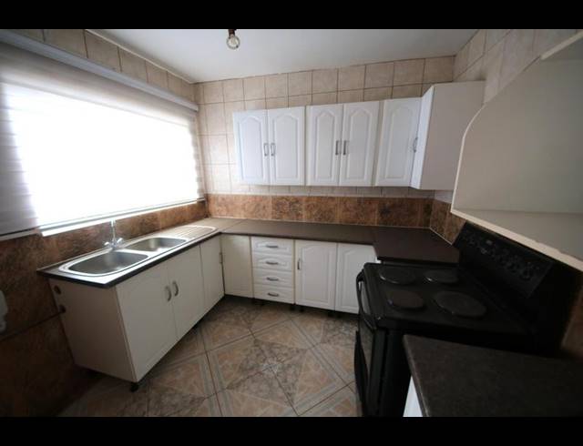 2 BEDROOM PROPERTY TO RENT IN FERNDALE